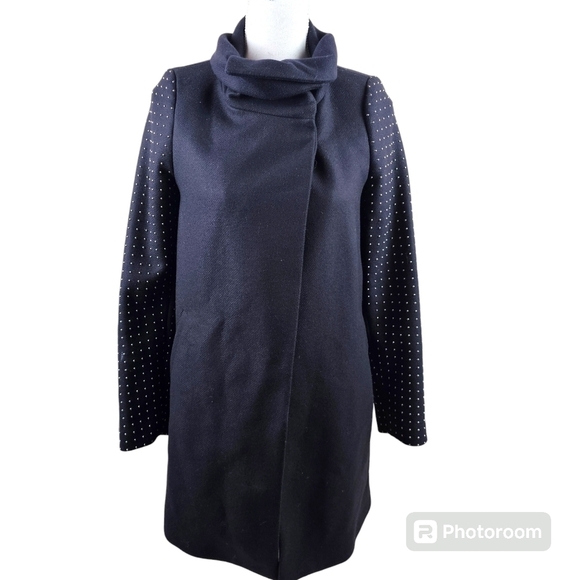 ZARA Woman Bloggers Fave Wool Blend Navy Silver Studded Coat in XS - Picture 5 of 13